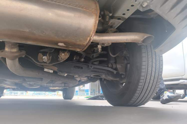 Used Haval H6 2024 1.5T Two-Wheel-Drive Classic Edition Chassis Rear Right