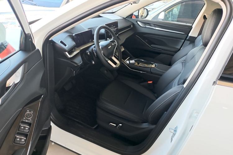 Used Haval H6 2024 1.5T Two-Wheel-Drive Classic Edition Driver Seat
