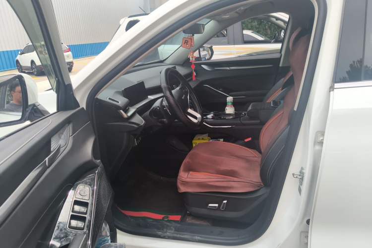 Used Haval H6 2024 1.5T Two-Wheel-Drive Classic Edition Driver Seat