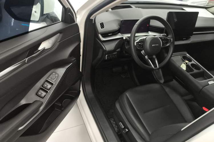 Used Haval H6 2024 1.5T Two-Wheel Drive Max Driver Seat