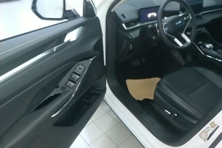 Used Haval H6 2024 1.5T Two-Wheel-Drive Classic Edition Driver Seat