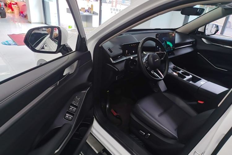 Used Haval H6 2024 1.5T Two-Wheel Drive Max Driver Seat