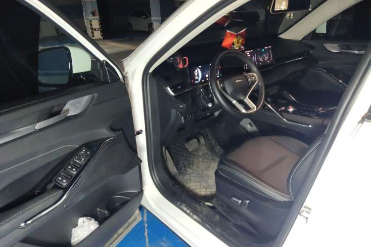 Used Haval H6 2024 1.5T Two-Wheel-Drive Classic Edition Driver Seat