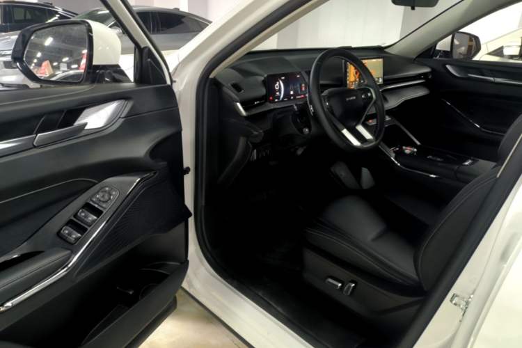 Used Haval H6 2024 1.5T Two-Wheel-Drive Classic Edition Driver Seat