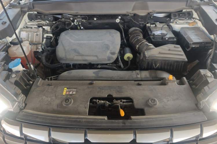 Used Haval H6 2024 1.5T Two-Wheel Drive Max Engine Bay