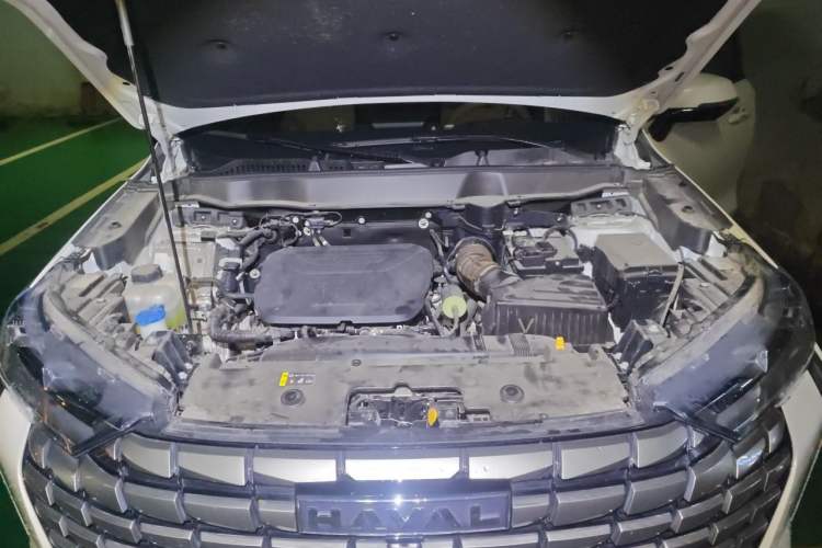 Used Haval H6 2024 1.5T Two-Wheel Drive Max Engine Bay