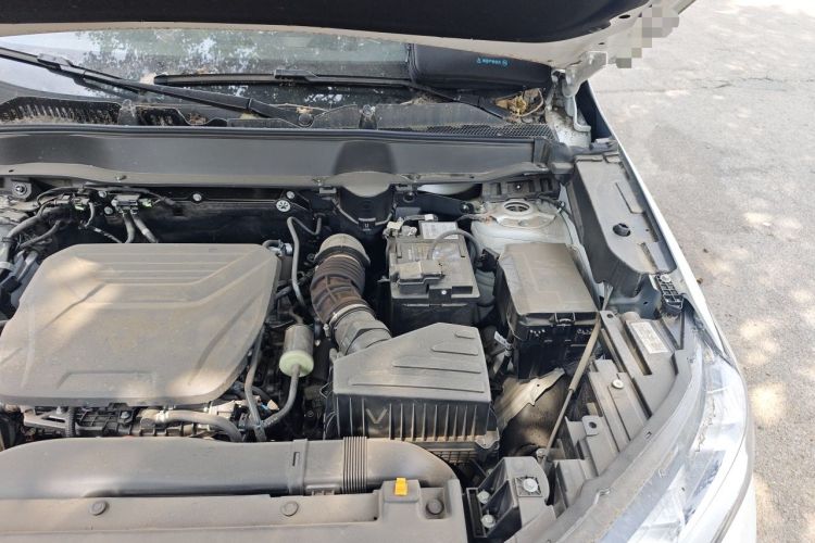 Used Haval H6 2024 1.5T Two-Wheel-Drive Classic Edition Engine Bay Left