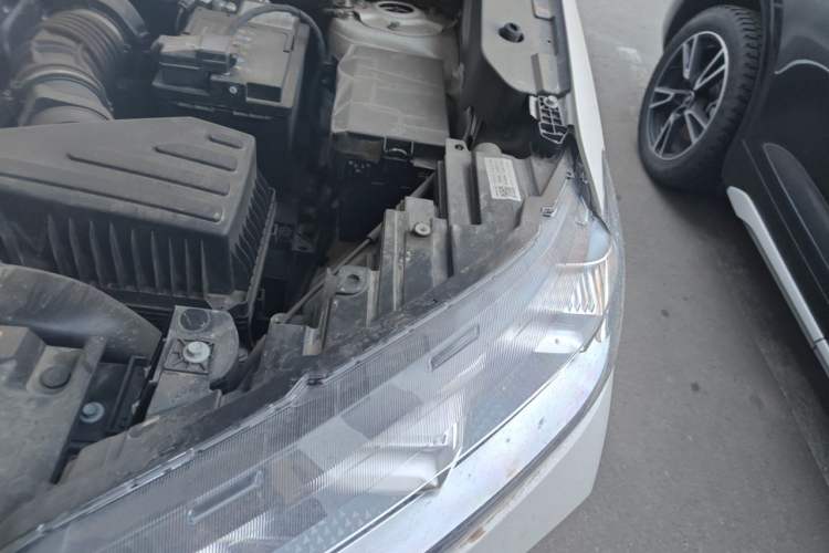 Used Haval H6 2024 1.5T Two-Wheel-Drive Classic Edition Engine Bay Left