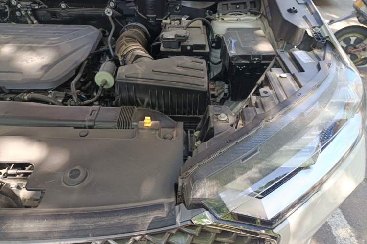 Used Haval H6 2024 1.5T Two-Wheel-Drive Classic Edition Engine Bay Left
