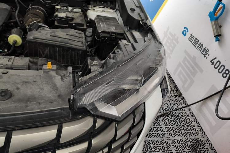 Used Haval H6 2024 1.5T Two-Wheel Drive Max Engine Bay Left