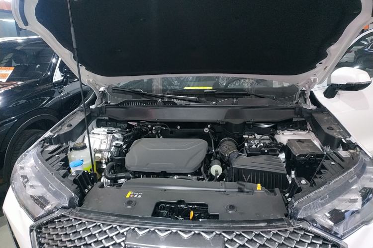 Used Haval H6 2024 1.5T Two-Wheel-Drive Classic Edition Engine Bay