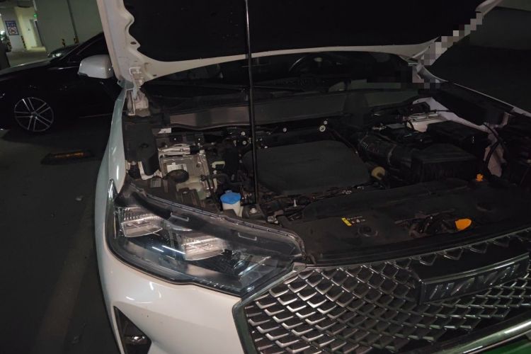 Used Haval H6 2024 1.5T Two-Wheel-Drive Classic Edition Engine Bay Right