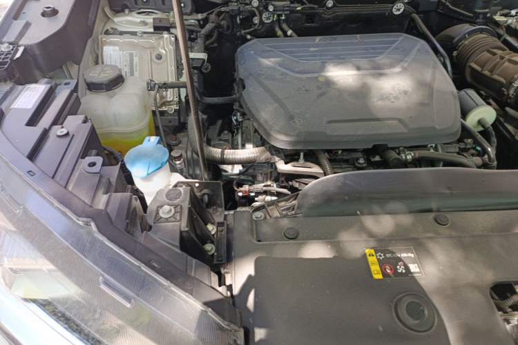 Used Haval H6 2024 1.5T Two-Wheel-Drive Classic Edition Engine Bay Right