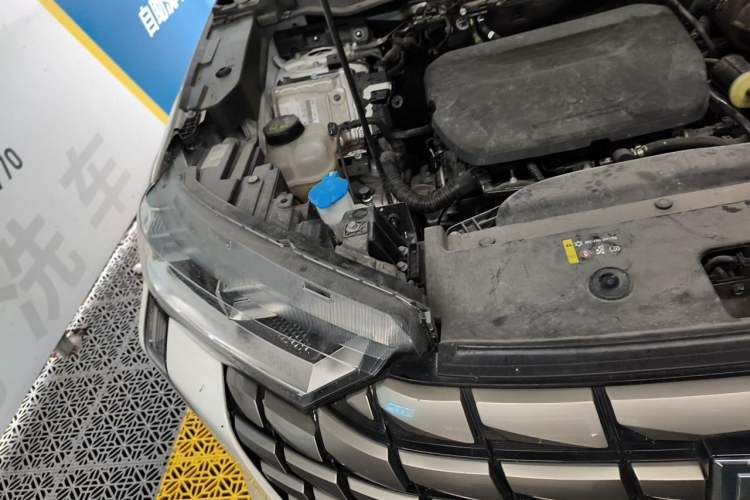 Used Haval H6 2024 1.5T Two-Wheel Drive Max Engine Bay Right