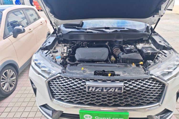 Used Haval H6 2024 1.5T Two-Wheel-Drive Classic Edition Engine Bay Right