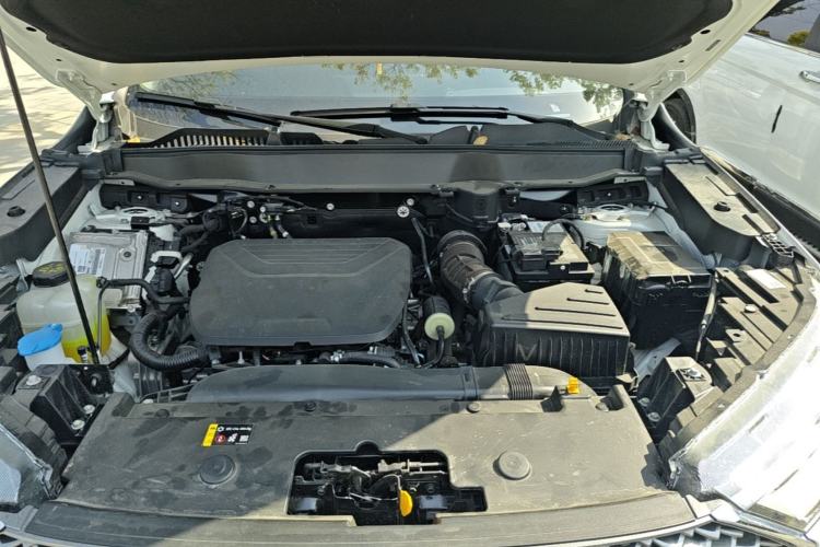 Used Haval H6 2024 1.5T Two-Wheel-Drive Classic Edition Engine Bay