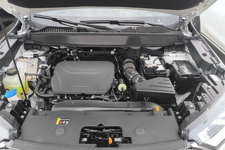 Used Haval H6 2024 1.5T Two-Wheel-Drive Classic Edition Engine Bay
