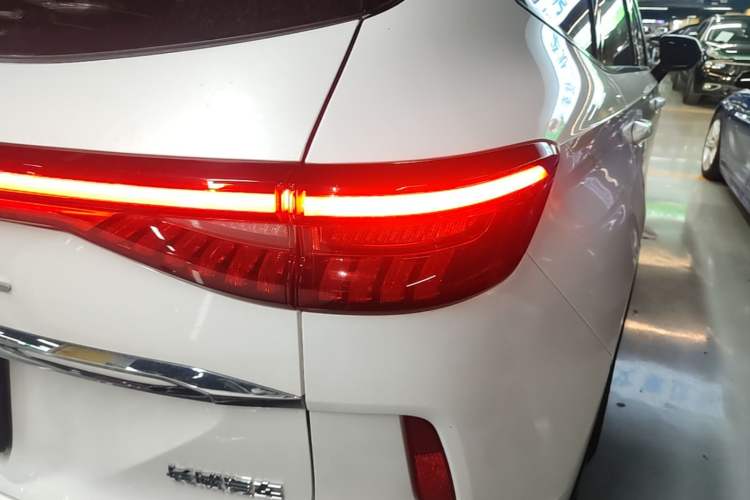 Used Haval H6 2024 1.5T Two-Wheel-Drive Classic Edition Exterior 3