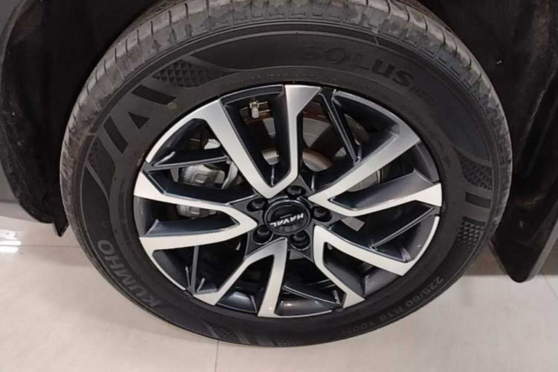 Used Haval H6 2024 1.5T Two-Wheel-Drive Classic Edition Exterior 4