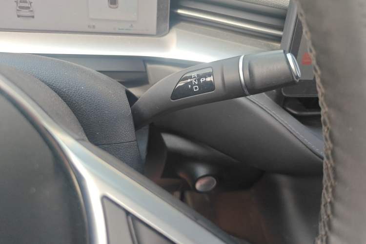 Used Haval H6 2024 2.0T Two-Wheel Drive Max Gear Lever