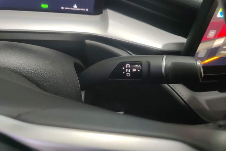 Used Haval H6 2024 2.0T Two-Wheel Drive Max Gear Lever