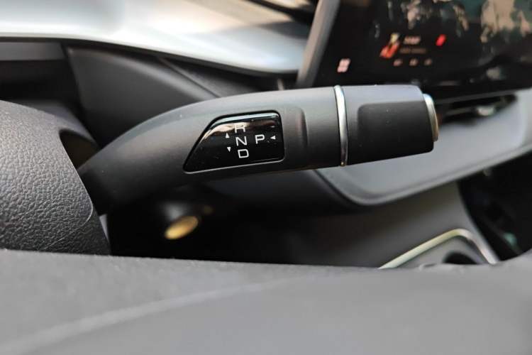 Used Haval H6 2024 1.5T Two-Wheel Drive Max Gear Lever