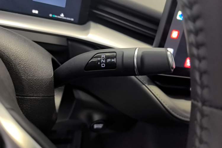 Used Haval H6 2024 2.0T All-Wheel Drive Max Gear Lever