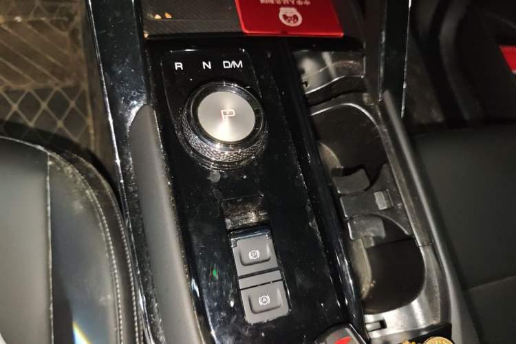 Used Haval H6 2024 1.5T Two-Wheel-Drive Classic Edition Gear Lever