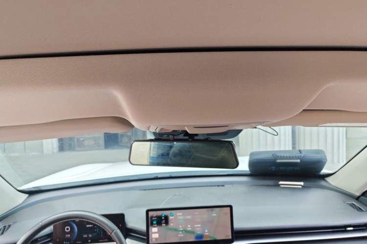 Used Haval H6 2024 1.5T Two-Wheel-Drive Classic Edition Headliner