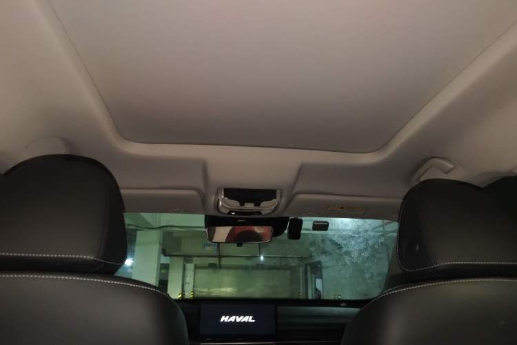 Used Haval H6 2024 1.5T Two-Wheel-Drive Classic Edition Headliner