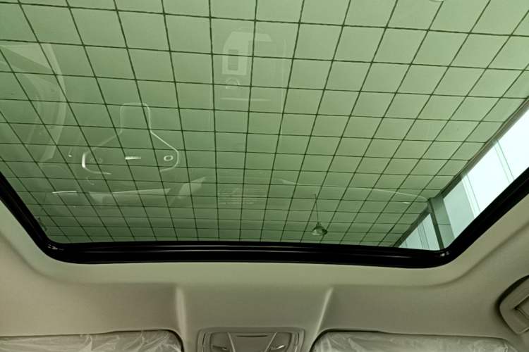 Used Haval H6 2024 1.5T Two-Wheel-Drive Classic Edition Headliner