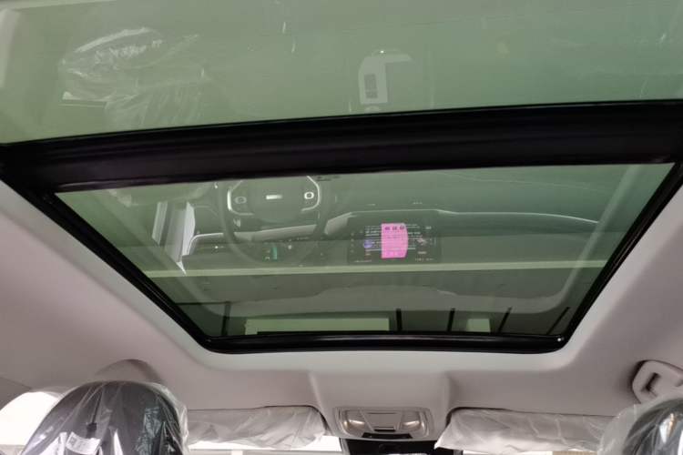 Used Haval H6 2024 1.5T Two-Wheel-Drive Classic Edition Headliner
