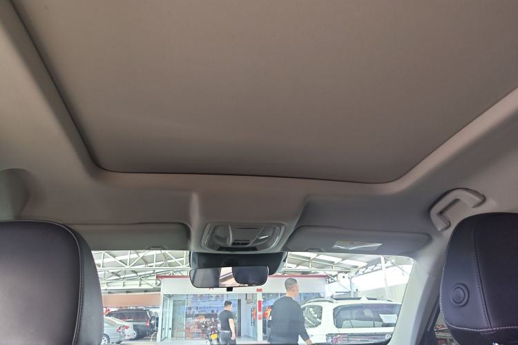Used Haval H6 2024 1.5T Two-Wheel-Drive Classic Edition Headliner