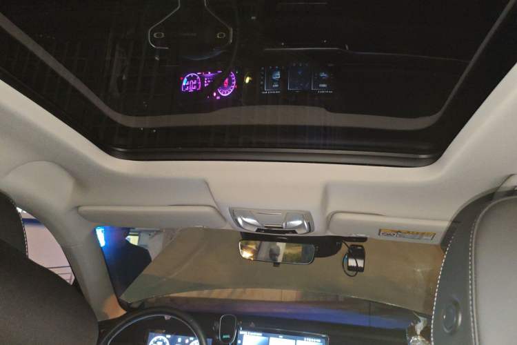 Used Haval H6 2024 1.5T Two-Wheel-Drive Classic Edition Headliner