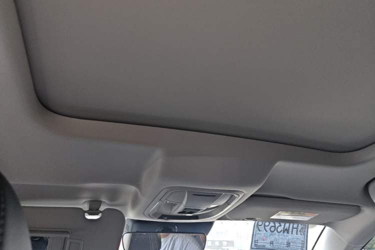 Used Haval H6 2024 1.5T Two-Wheel-Drive Classic Edition Headliner