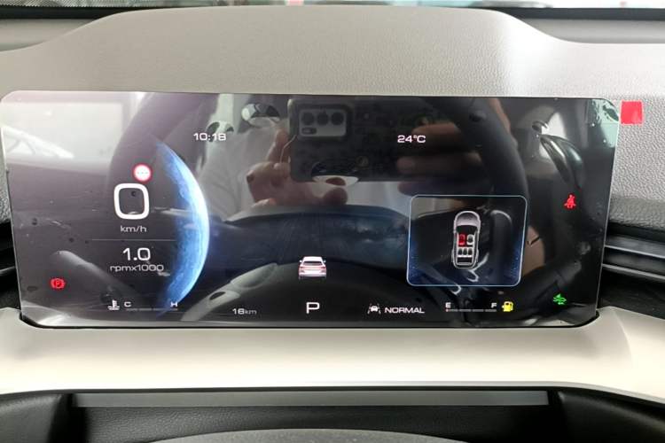Used Haval H6 2024 1.5T Two-Wheel-Drive Classic Edition Instrument Cluster