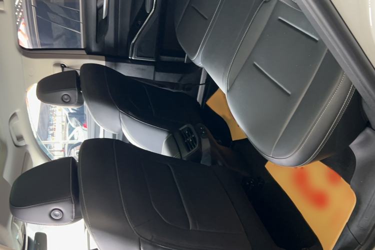Used Haval H6 2024 1.5T Two-Wheel-Drive Classic Edition Interior 2