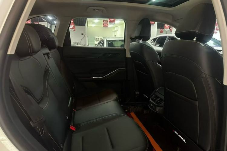 Used Haval H6 2024 1.5T Two-Wheel-Drive Classic Edition Interior 3