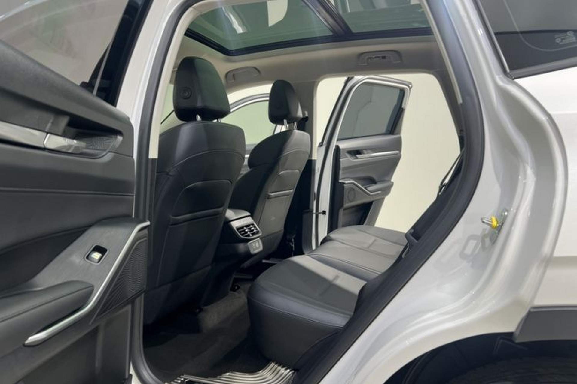 Used Haval H6 2024 1.5T Two-Wheel Drive Max Interior 8