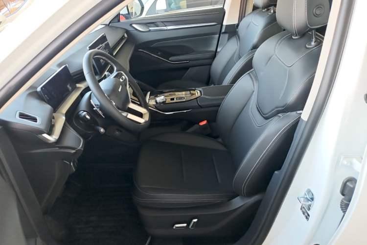 Used Haval H6 2024 1.5T Two-Wheel-Drive Classic Edition Left Front Seat