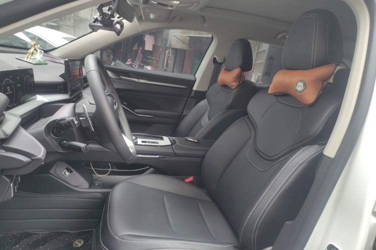 Used Haval H6 2024 1.5T Two-Wheel-Drive Classic Edition Left Front Seat