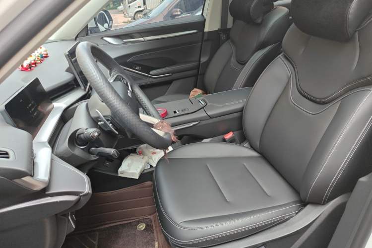 Used Haval H6 2024 1.5T Two-Wheel-Drive Classic Edition Left Front Seat