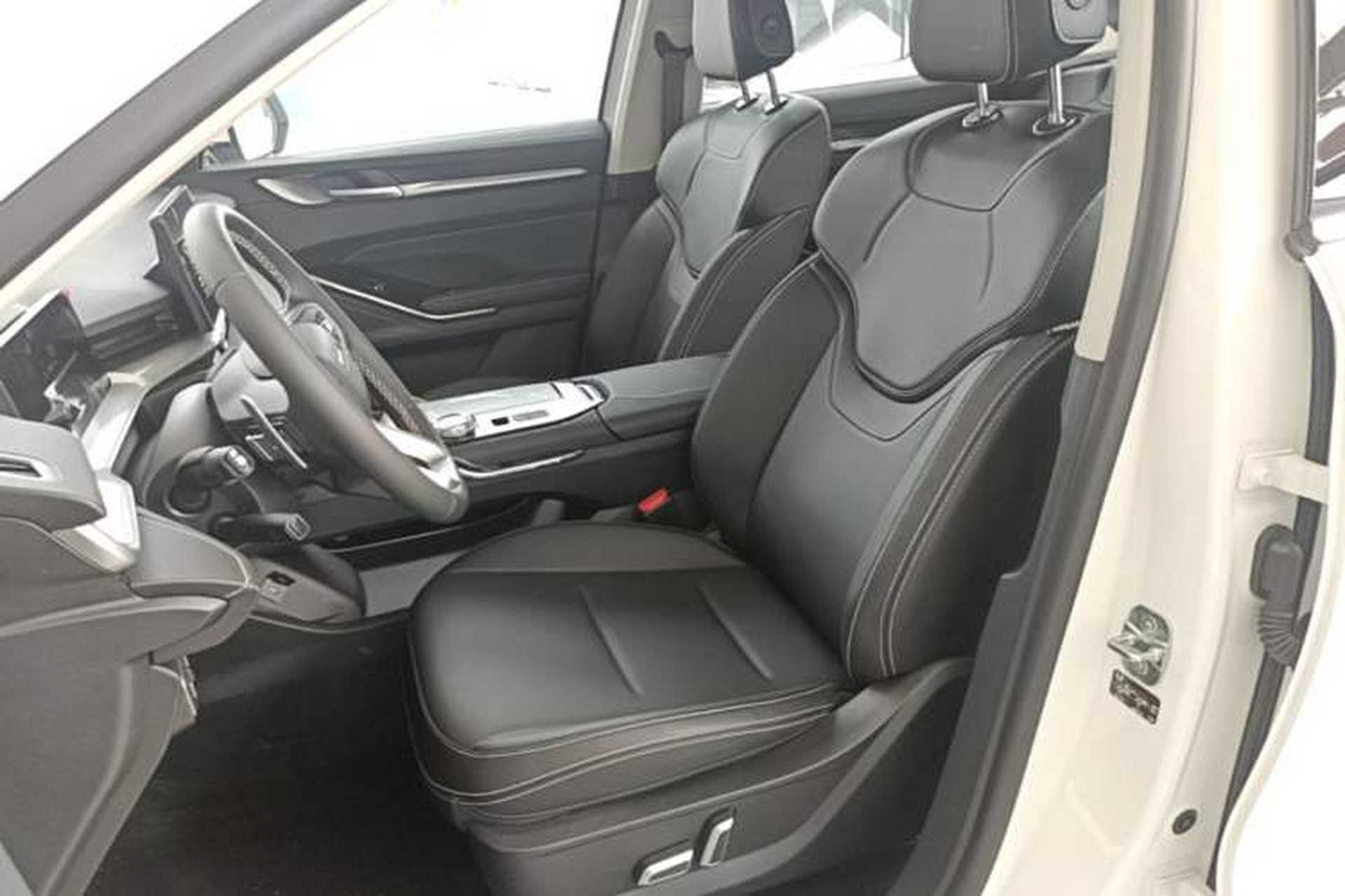 Used Haval H6 2024 1.5T Two-Wheel-Drive Classic Edition Left Front Seat