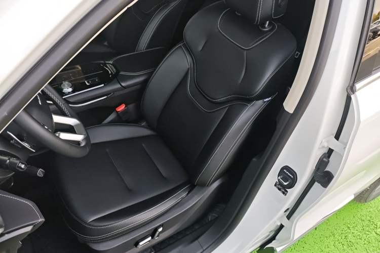 Used Haval H6 2024 1.5T Two-Wheel-Drive Classic Edition Left Front Seat