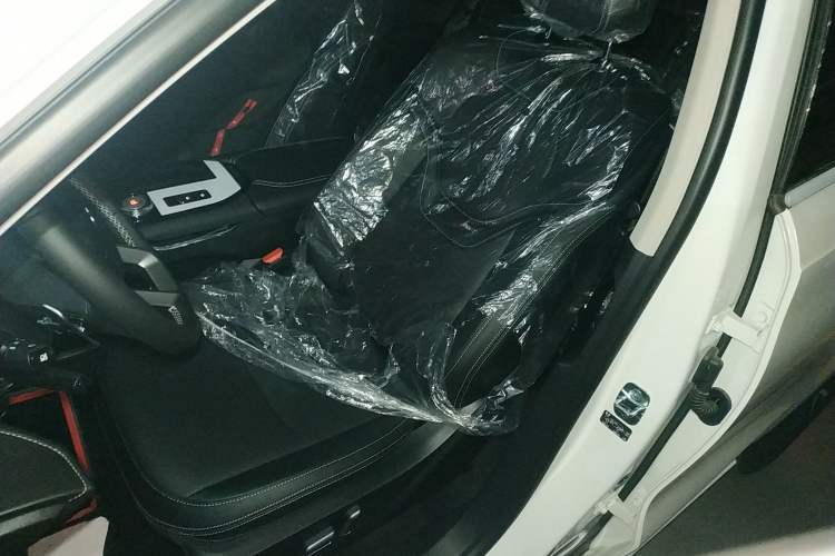 Used Haval H6 2024 1.5T Two-Wheel-Drive Classic Edition Left Front Seat