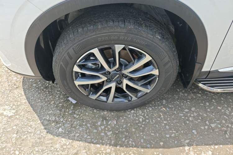 Used Haval H6 2024 1.5T Two-Wheel-Drive Classic Edition Left Front Wheel Hub