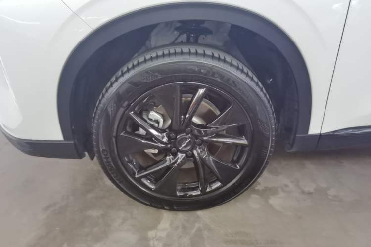 Used Haval H6 2024 2.0T All-Wheel Drive Max Left Front Wheel Hub