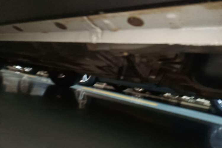 Used Haval H6 2024 1.5T Two-Wheel-Drive Classic Edition Left Side Sill