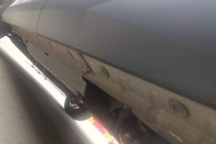 Used Haval H6 2024 2.0T All-Wheel Drive Max Left Side Sill