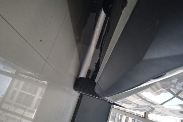 Used Haval H6 2024 1.5T Two-Wheel-Drive Classic Edition Left Side Sill